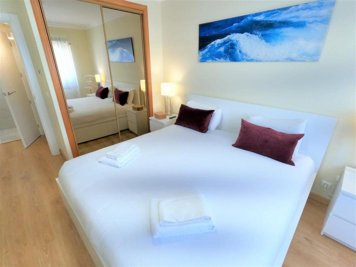 Carnaxide Modern T1 Apartment W Balcony In Carnaxide Oeiras Lisbon エクステリア 写真